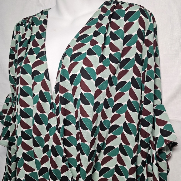 Green Blouse M/L like new girl scout cookie - Picture 5 of 11